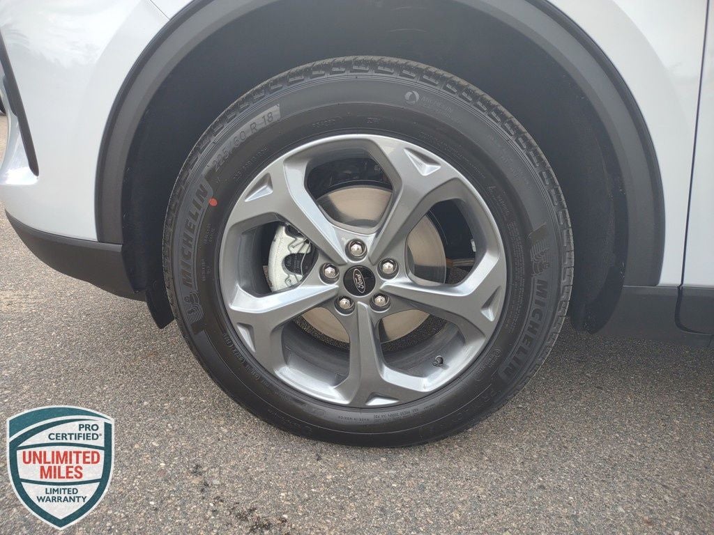 2025 Ford Escape Hybrid ST-Line Select