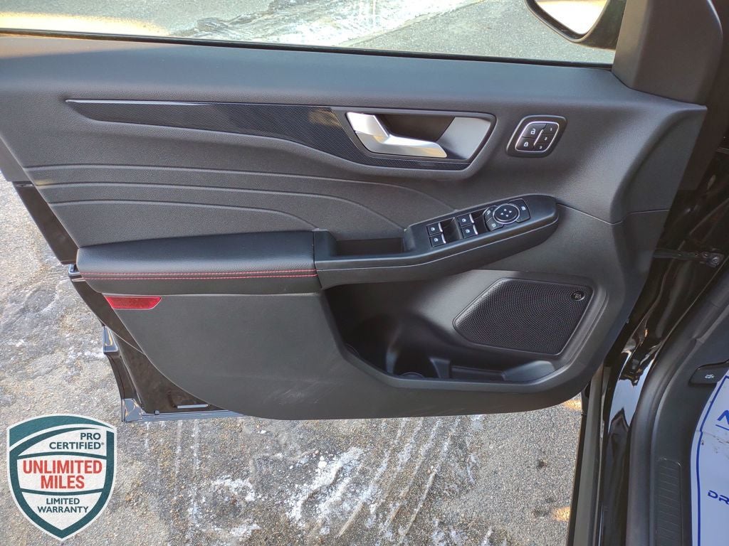 2026 Ford Escape Hybrid ST-Line Select