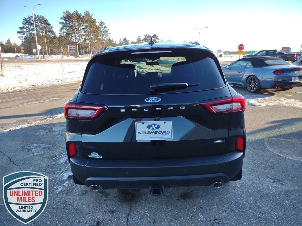 2026 Ford Escape Hybrid ST-Line Select