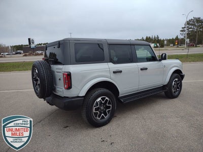 2026 Ford Bronco Outer Banks