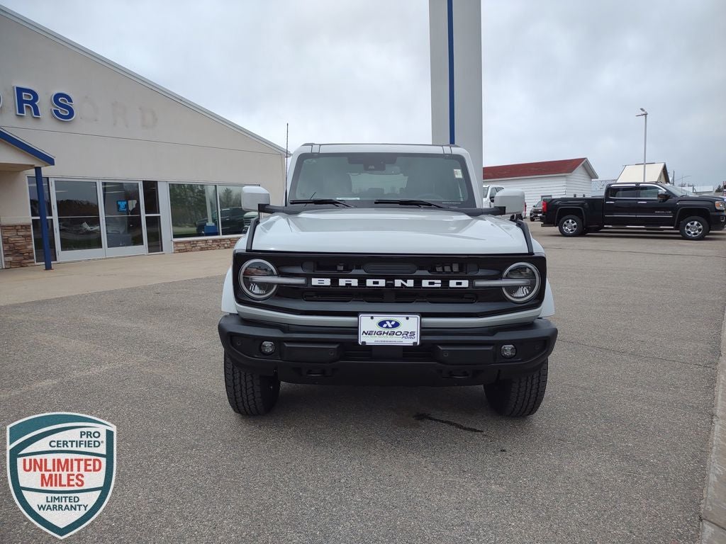 2026 Ford Bronco Outer Banks