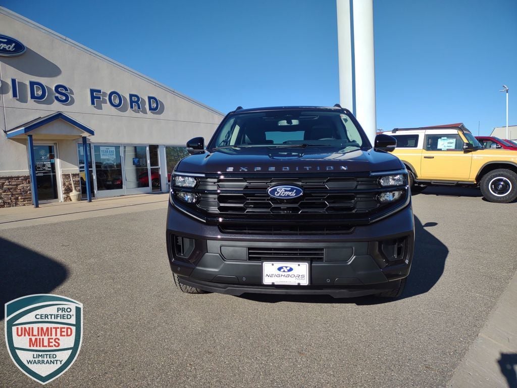 2025 Ford Expedition Max Active