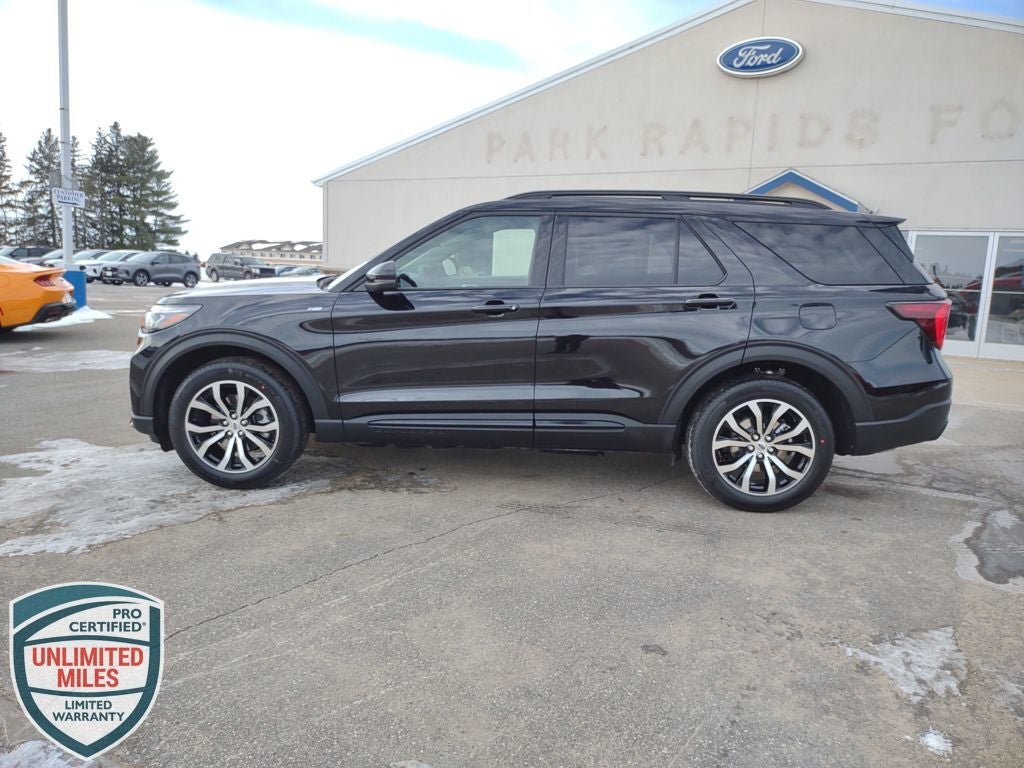 2026 Ford Explorer ST-Line