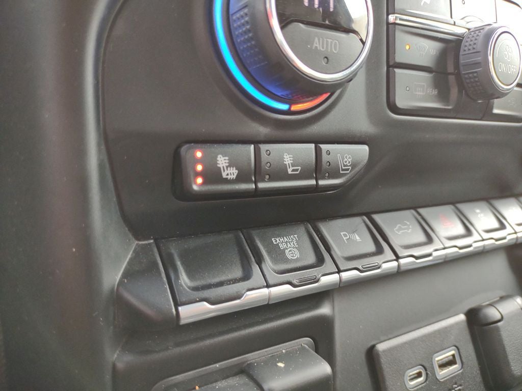 2022 Chevrolet Silverado 3500HD High Country