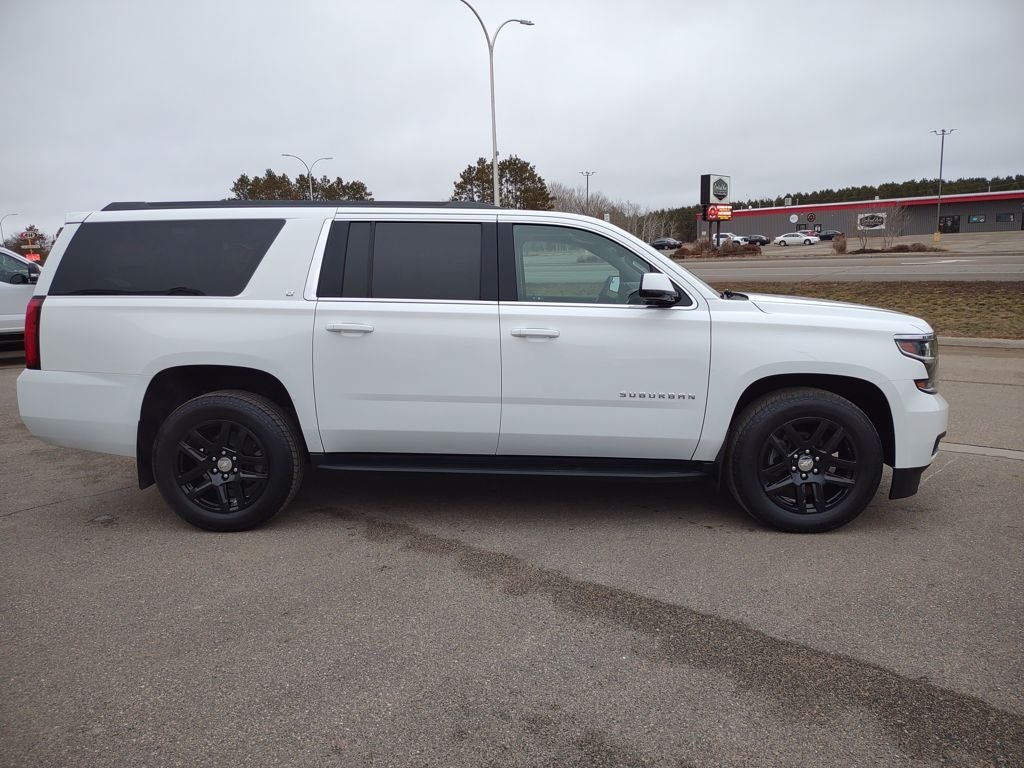 2017 Chevrolet Suburban LT