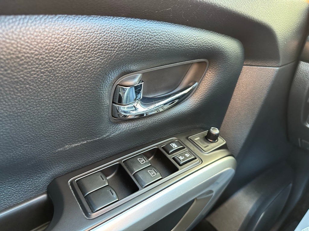 2020 Nissan Titan SV