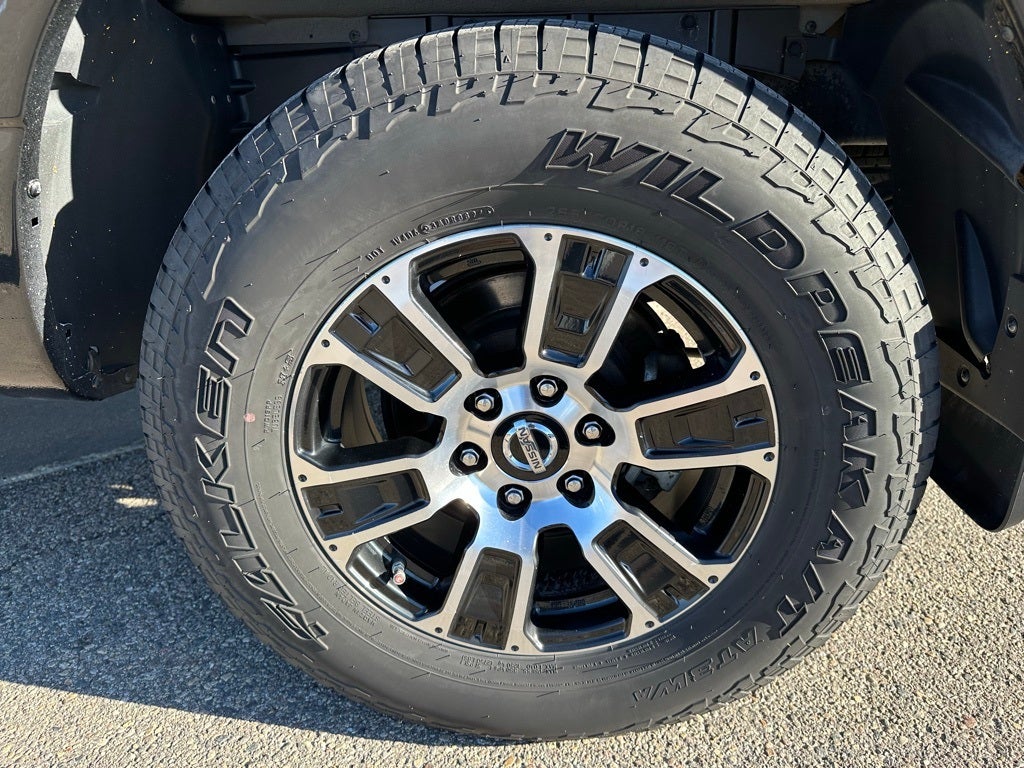 2020 Nissan Titan SV